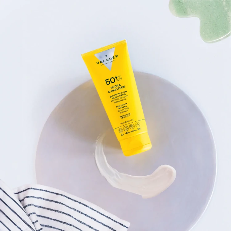 Valquer Hydra Sunscreen Facial Cream SPF 50 - Ochronny krem nawilżający z SPF 50 - 75 ml